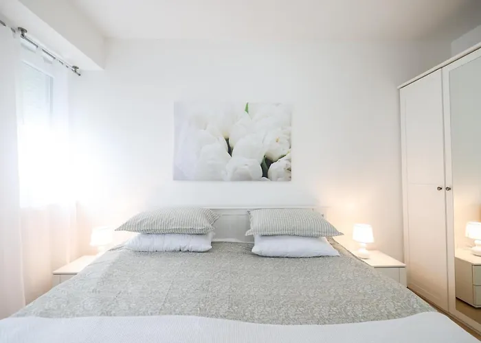 Cozy Niko - Private Parking And Balcony アパート